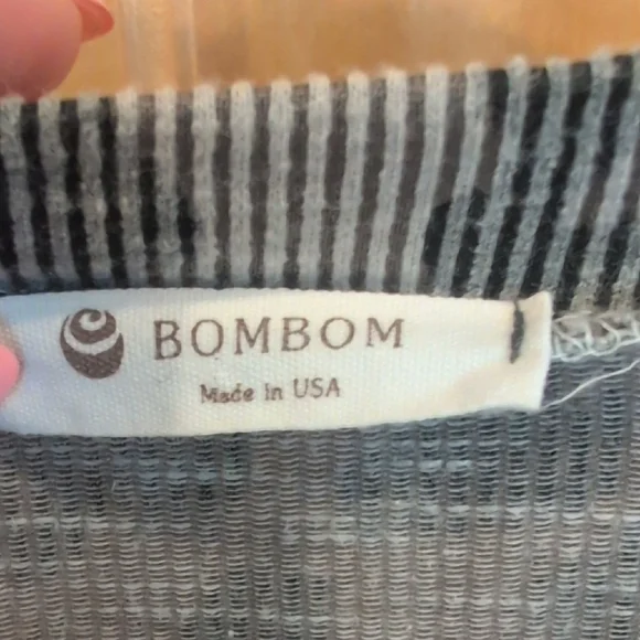 Gray Fitted Leopard Print Ribbed Tank Top - Picture 2 of 5